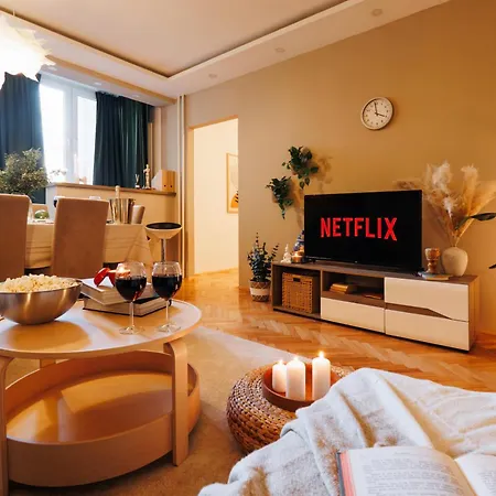 Bright Harmony Wtih Balcony Old Town Renovated