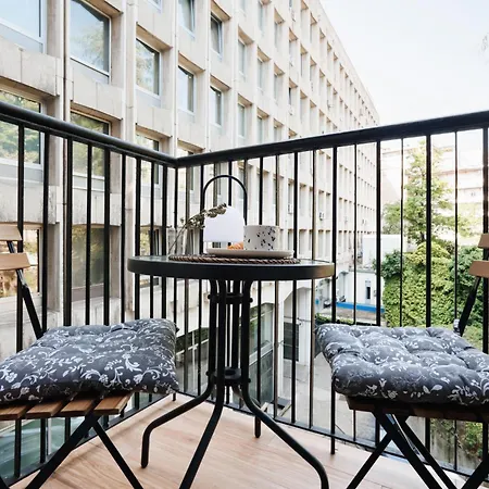 Apartamento Bright Harmony Wtih Balcony Old Town Renovated Belgrado